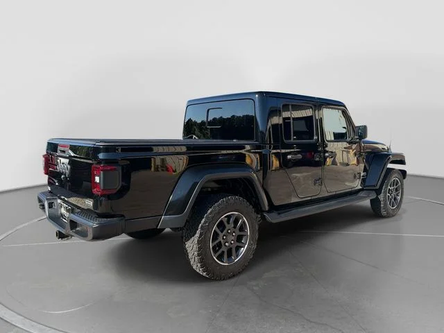 Used 2020 Black Jeep Overland image 4