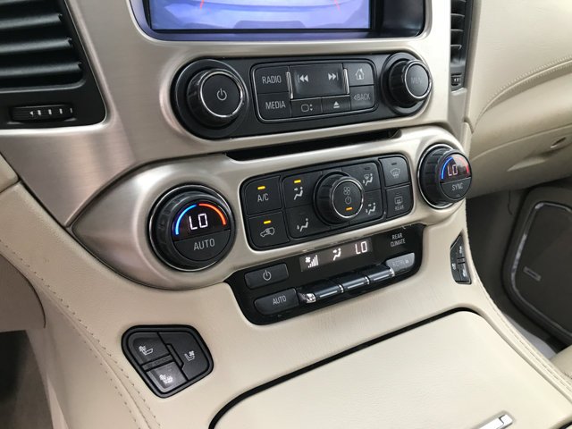 Used 2018 Dark Sapphire Blue Metallic GMC Denali image 24