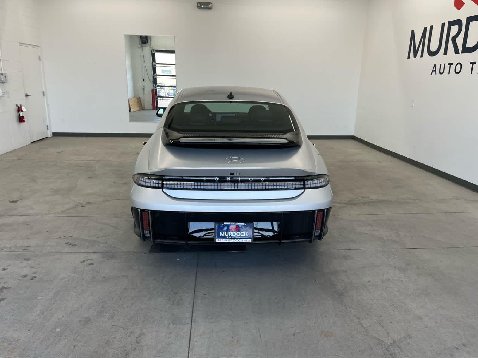 Used 2025 Gravity Gold Matte Hyundai SEL image 3