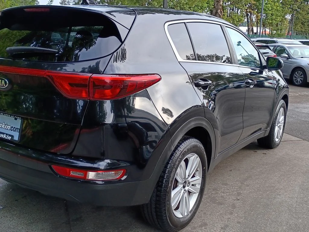 Used 2018 Black Cherry Kia LX image 4