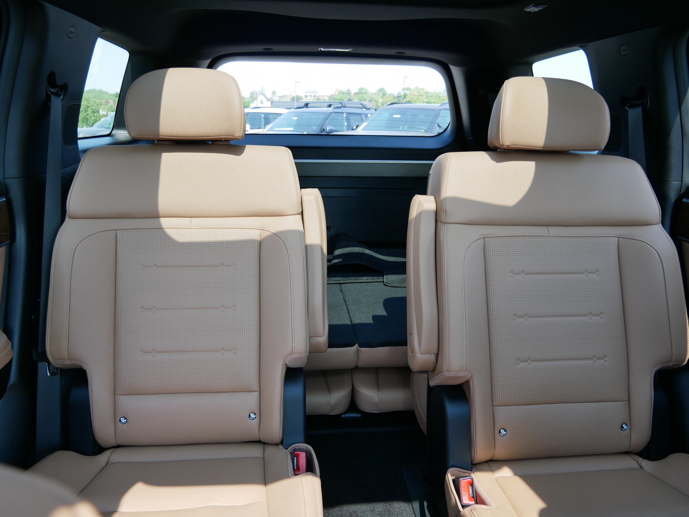 2026 Hyundai Santa Fe Limited - Photo 13