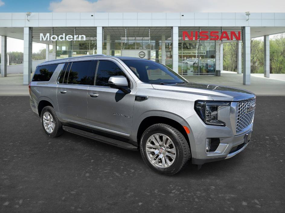 Used 2024 Sterling Metallic GMC Denali image 7