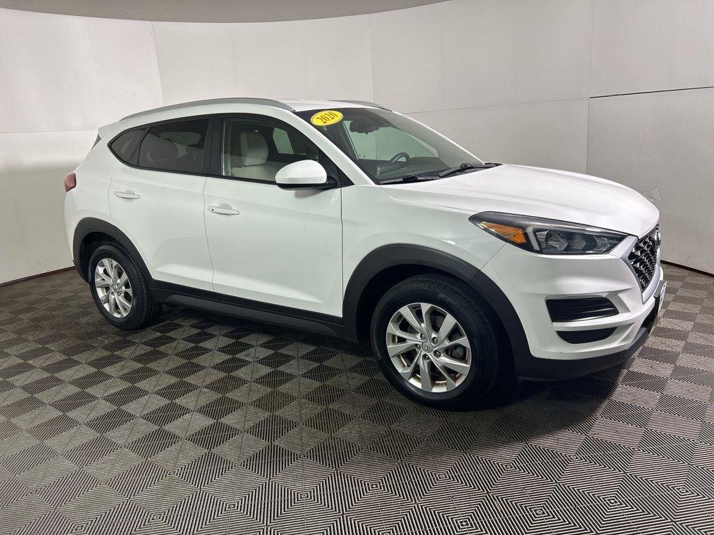 Used 2020 Cream White Hyundai Value image 5