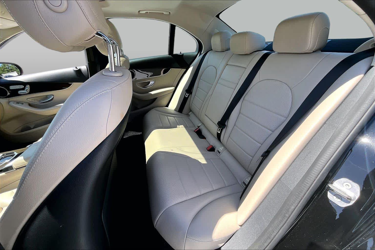 Used 2019 Obsidian Black Metallic Mercedes-Benz C 300 image 20
