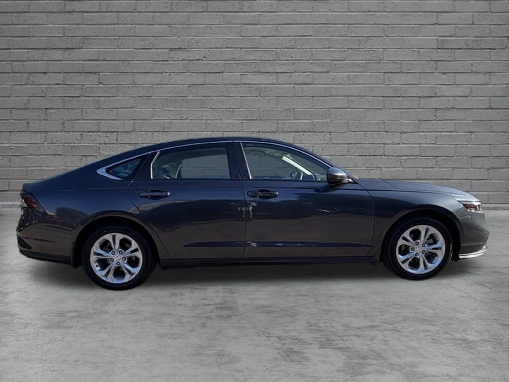 2023 Honda Accord LX - Photo 10