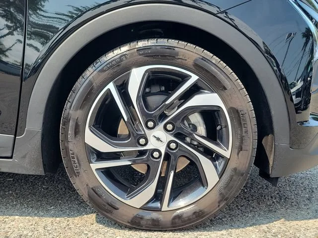 2023 Chevrolet Bolt EV 2LT - Photo 6