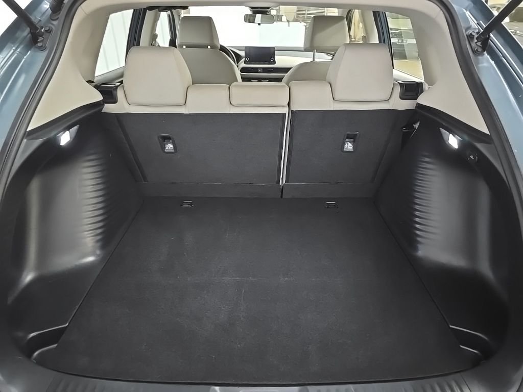 Used 2023 Gold Honda LX image 11