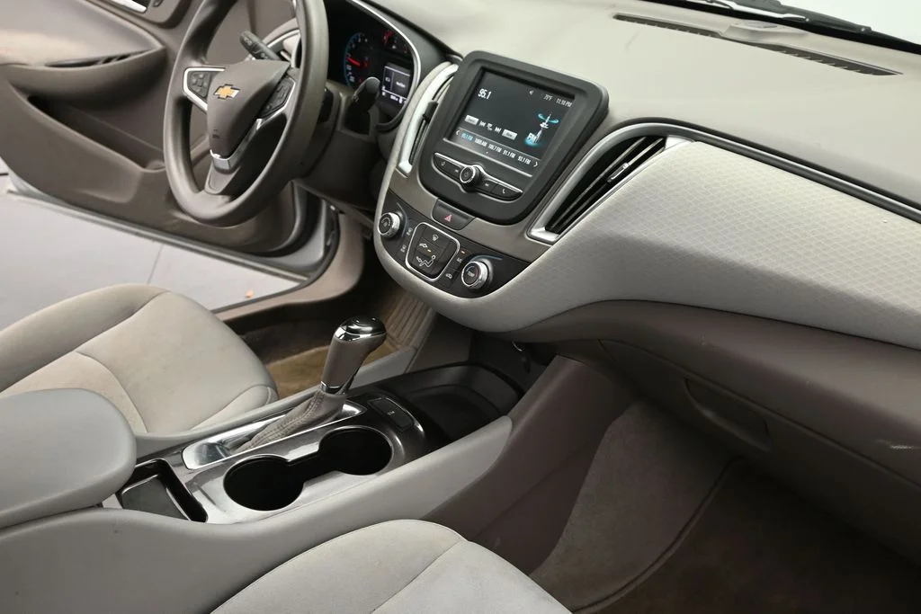 Used 2017 Silver Ice Metallic Chevrolet LS image 12