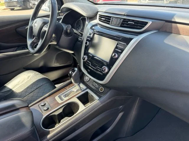 Used 2019 Black Nissan Platinum image 62