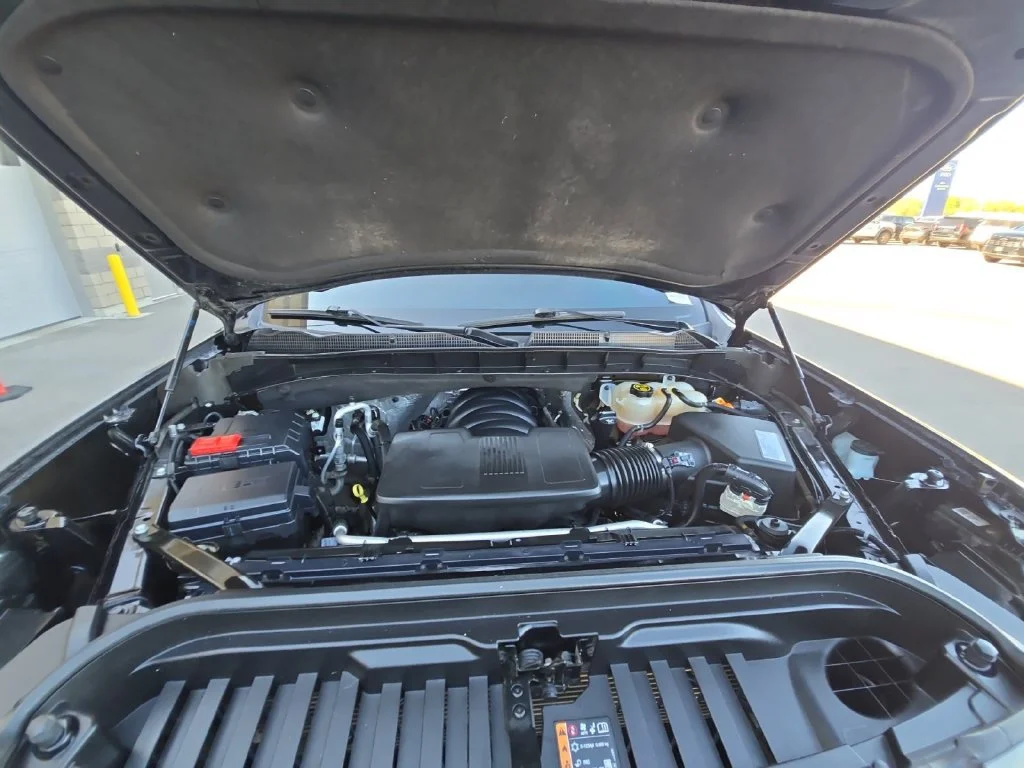 Used 2021 ONYX BLACK GMC AT4 image 30