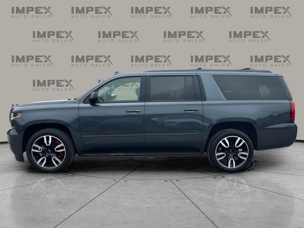 Used 2020 Gray Chevrolet RST image 2