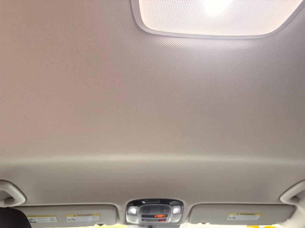 Used 2025 Green Hyundai SEL image 20