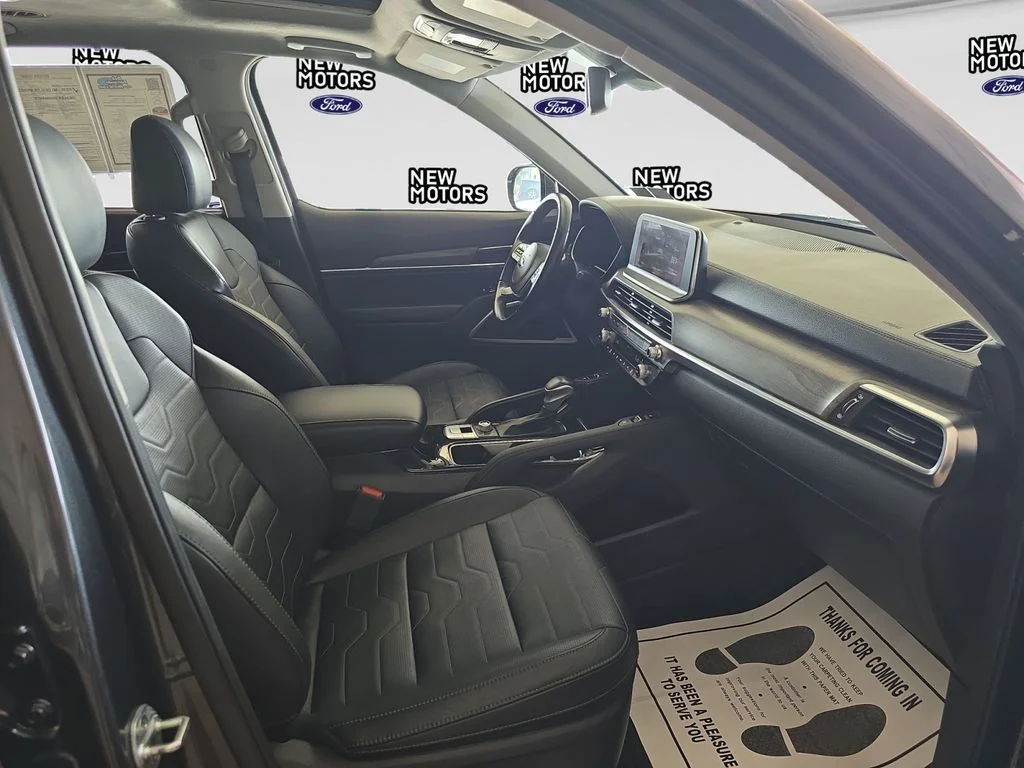 Used 2020 Gray Kia SX image 15
