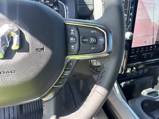 New 2026 Serrano-Green Metallic Exterior Paint RAM Laramie image 24