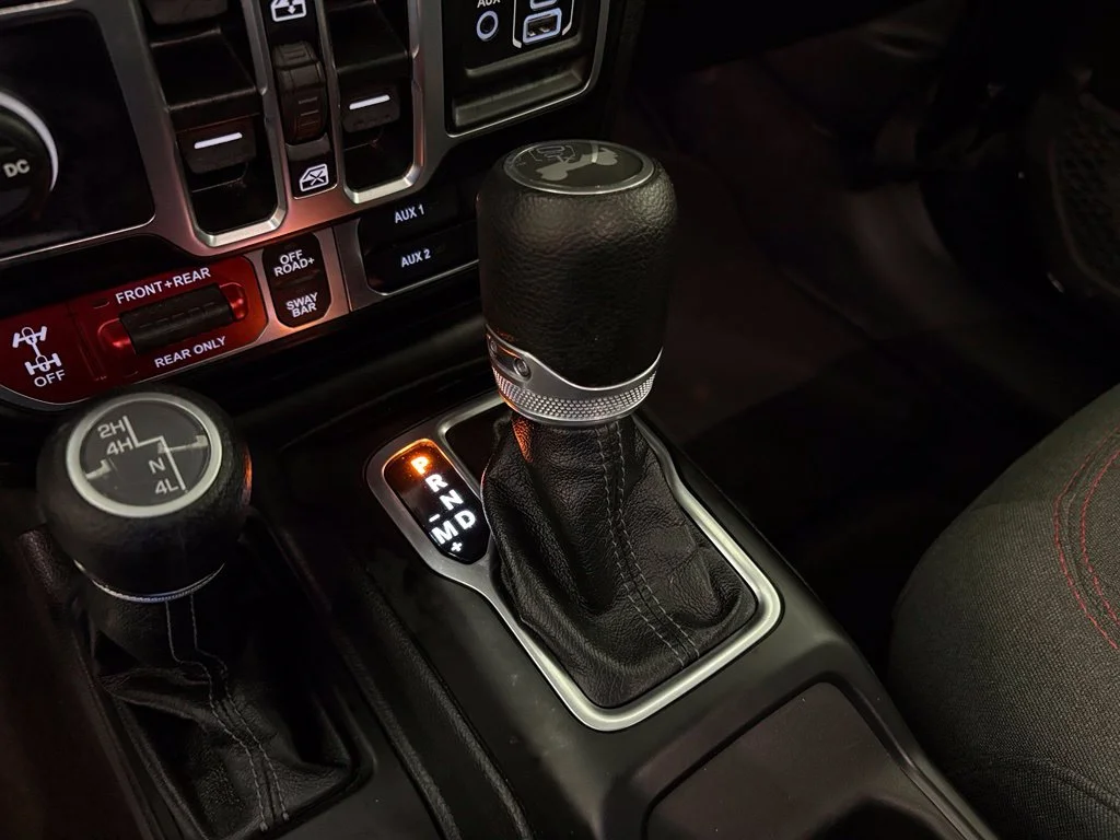 Used 2025 Black Jeep Rubicon image 30