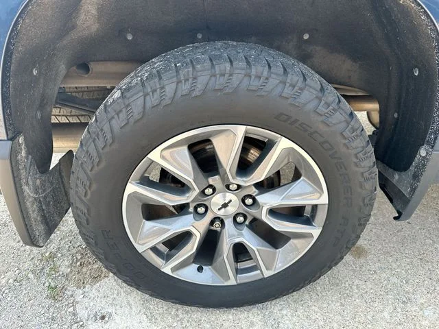 Used 2021 Blue Chevrolet RST image 47