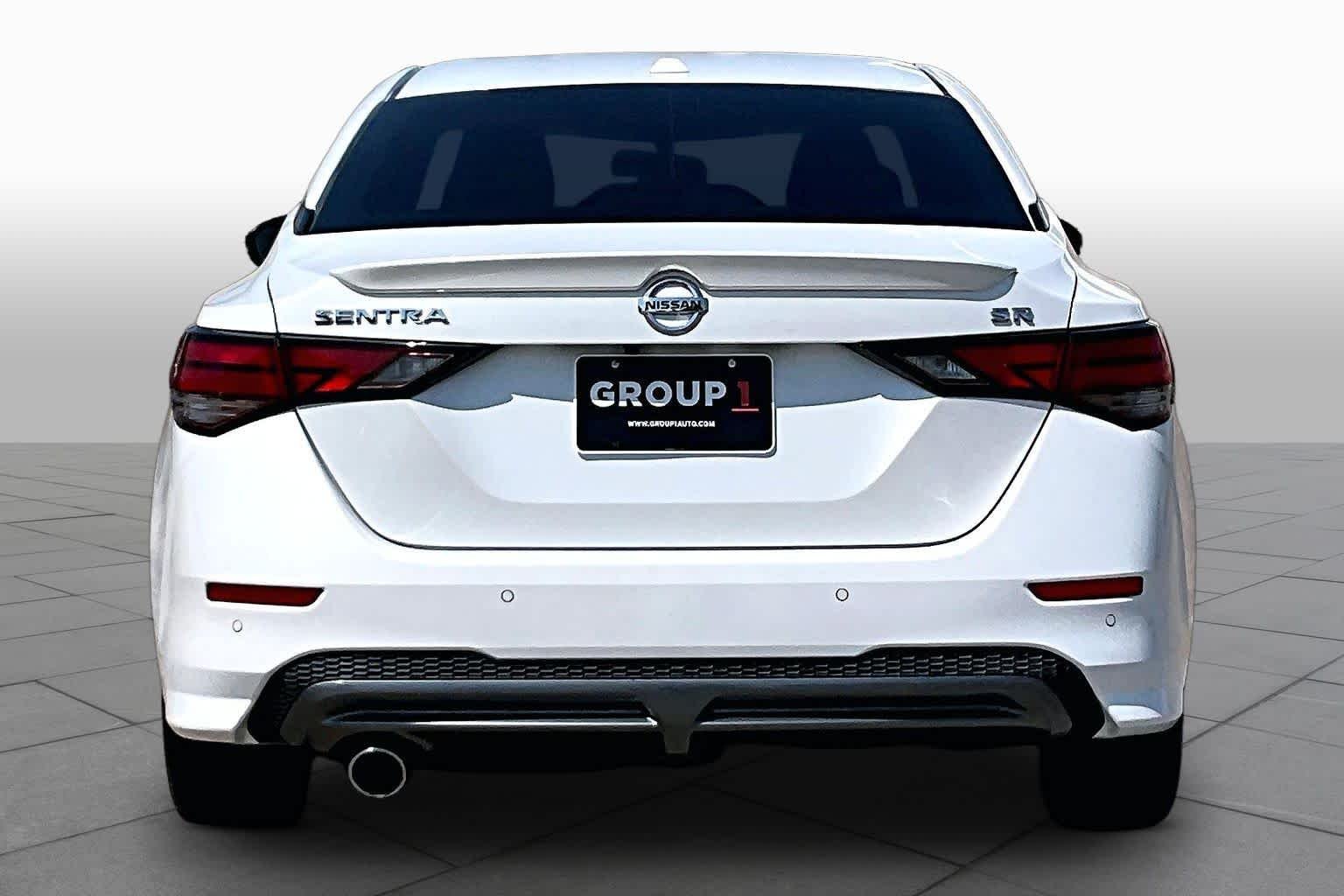 Used 2023 Aspen White Tricoat Nissan SR image 5