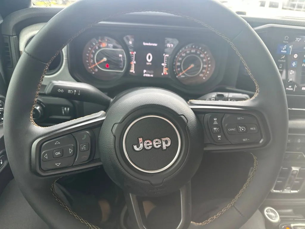 Used 2024 Gray Jeep Sport S image 11