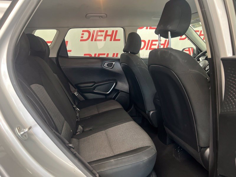 Used 2020 Silver Kia S image 10