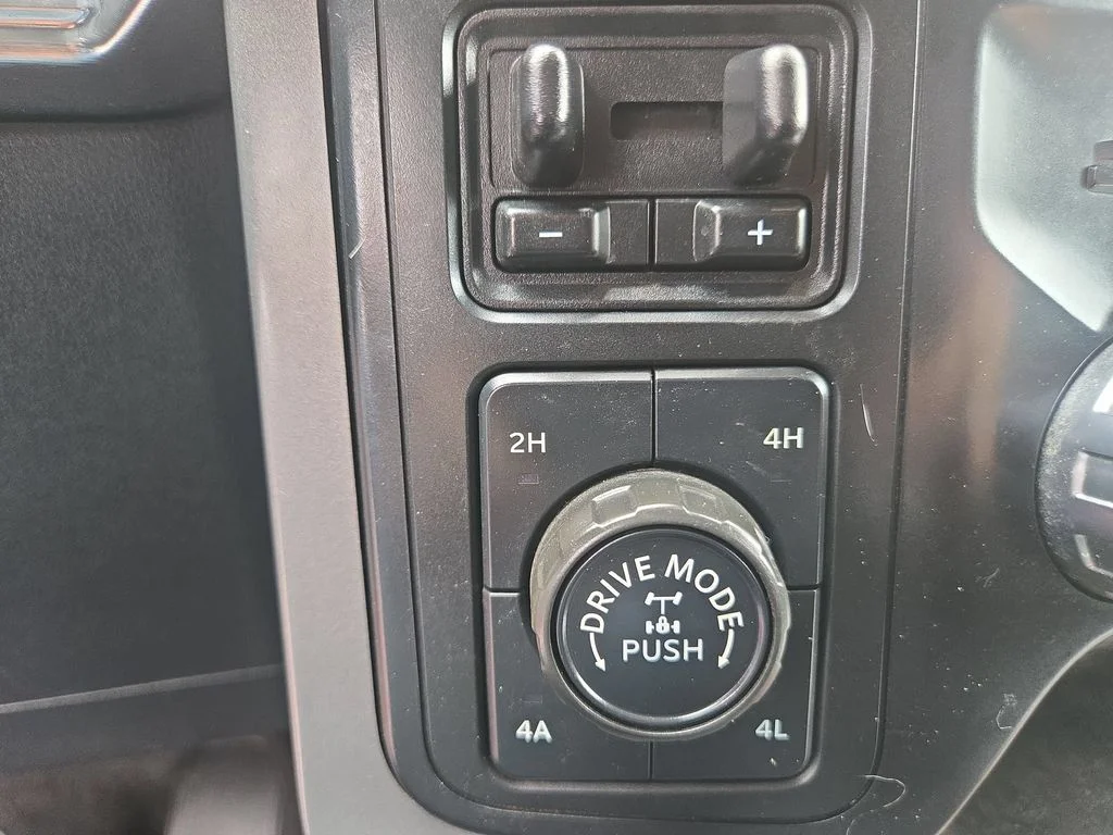 Used 2021 Red Ford XLT image 54