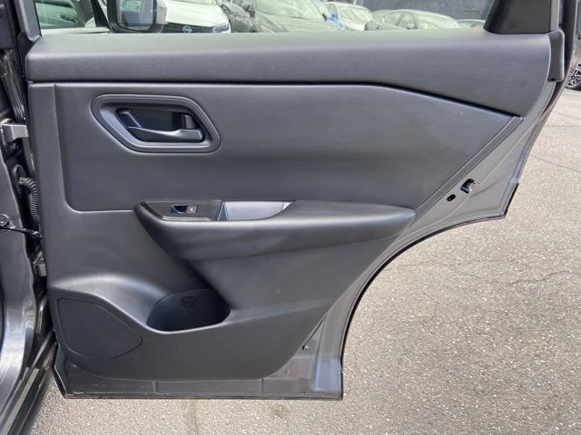 2025 Nissan Rogue S - Photo 29
