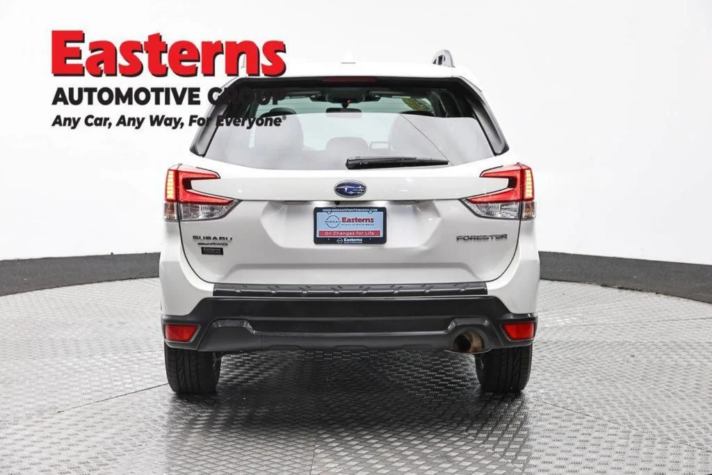 Used 2022 White Subaru Premium image 8