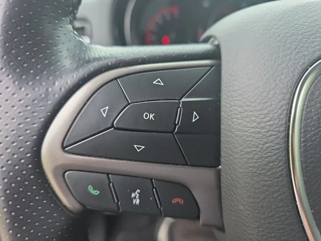 Used 2021 Red Dodge SXT Plus image 18