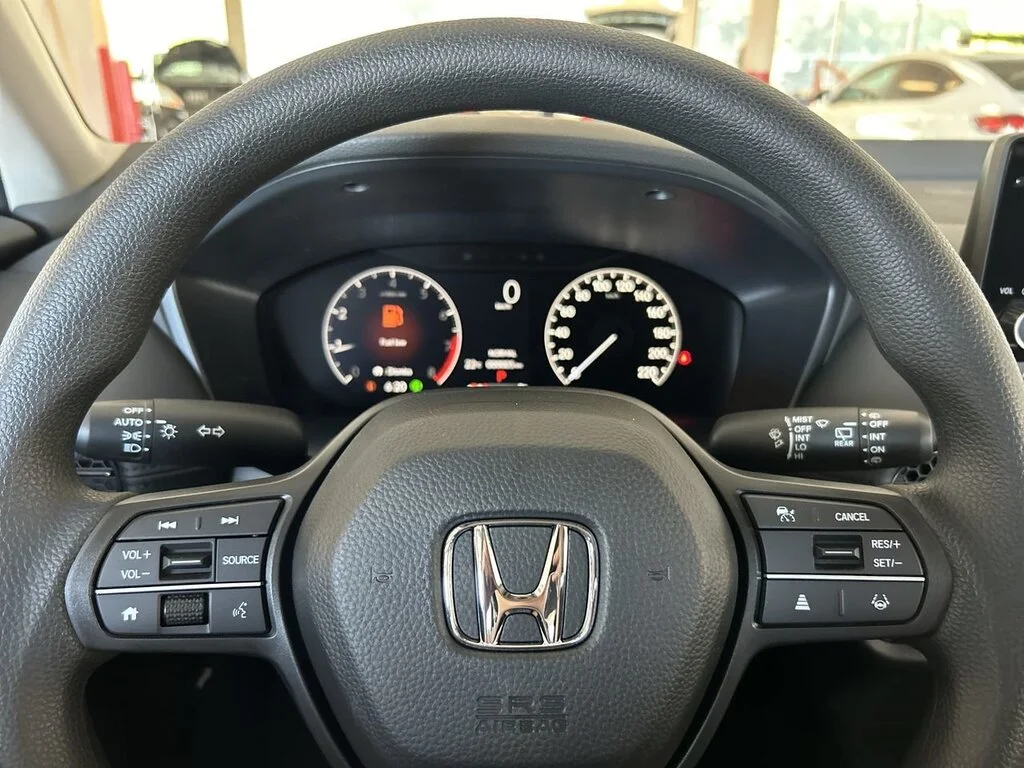 Used 2025 Platinum White Pearl Honda LX 2WD CVT Certified Pre-Owned   Local BC   One Ow image 22