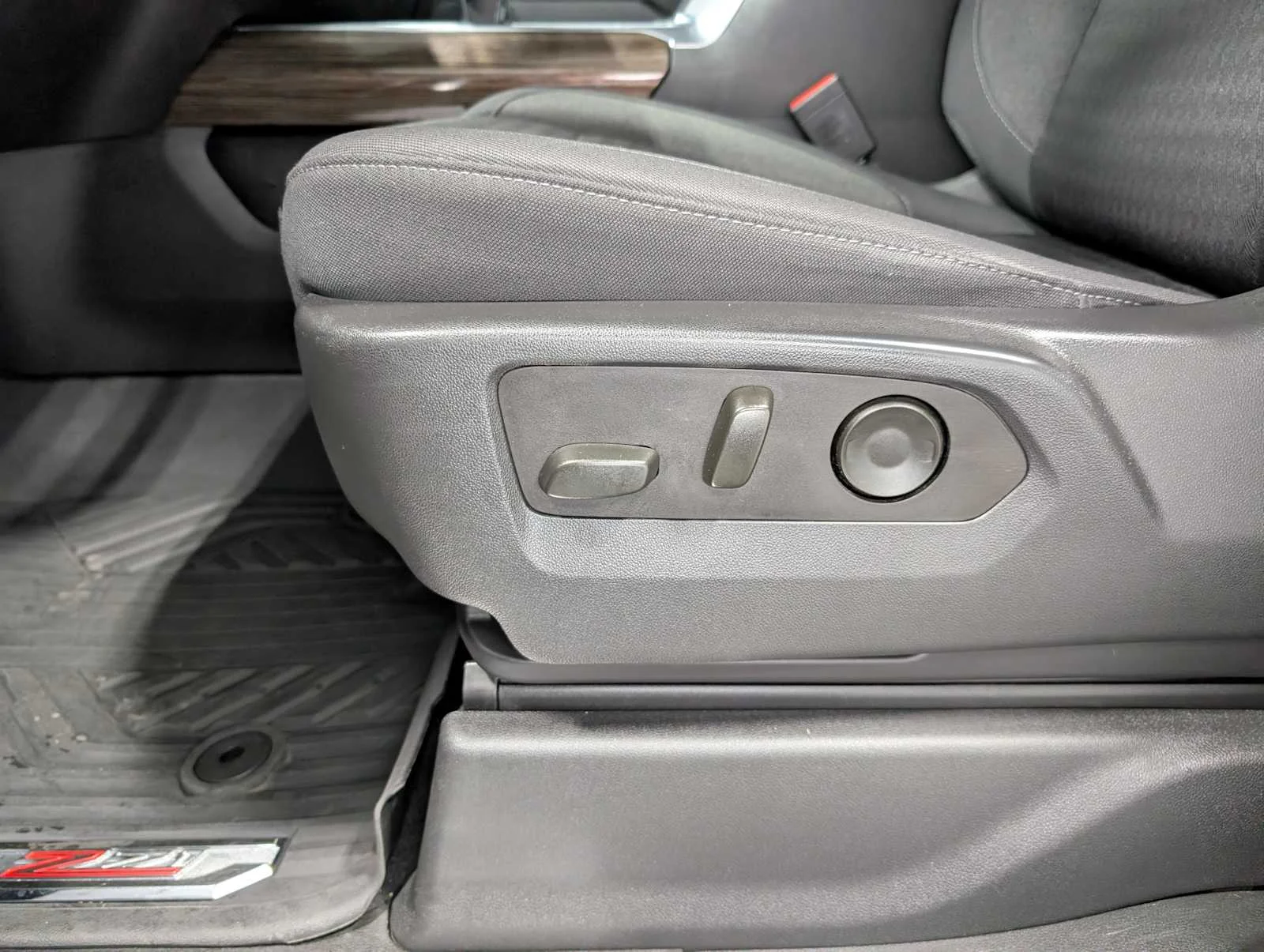 Used 2023 Black Chevrolet LT Trail Boss image 39