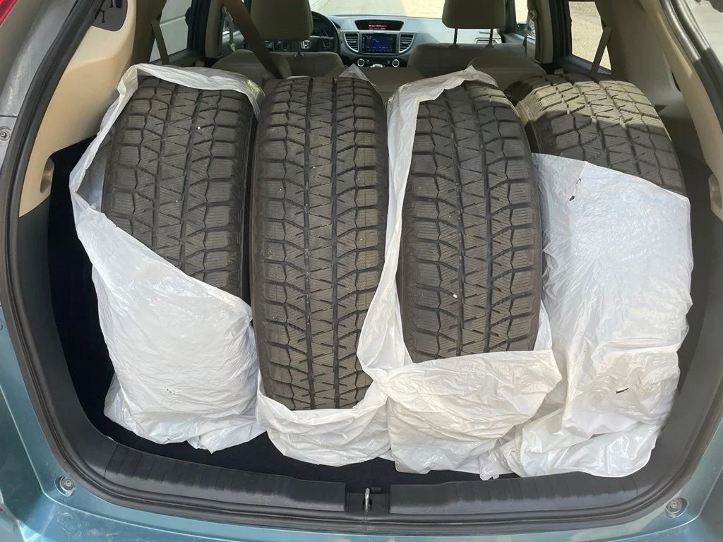 Used 2016 Mountain Air Metallic Honda Touring image 8