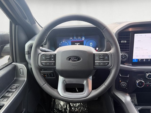 New 2026 Carbonized Gray Metallic Ford XLT image 12