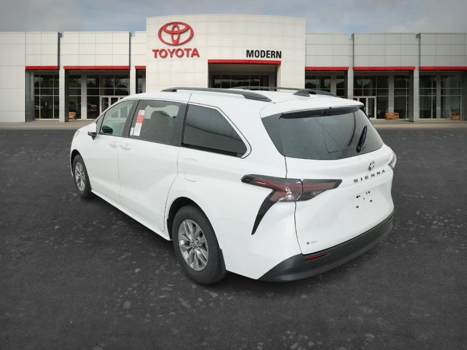 New 2026 Wind Chill Pearl Toyota XLE image 18