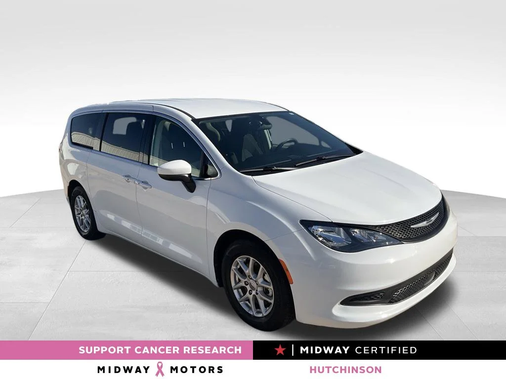 2022 Chrysler Voyager