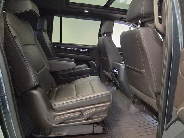 Used 2021 Blue GMC Denali image 16