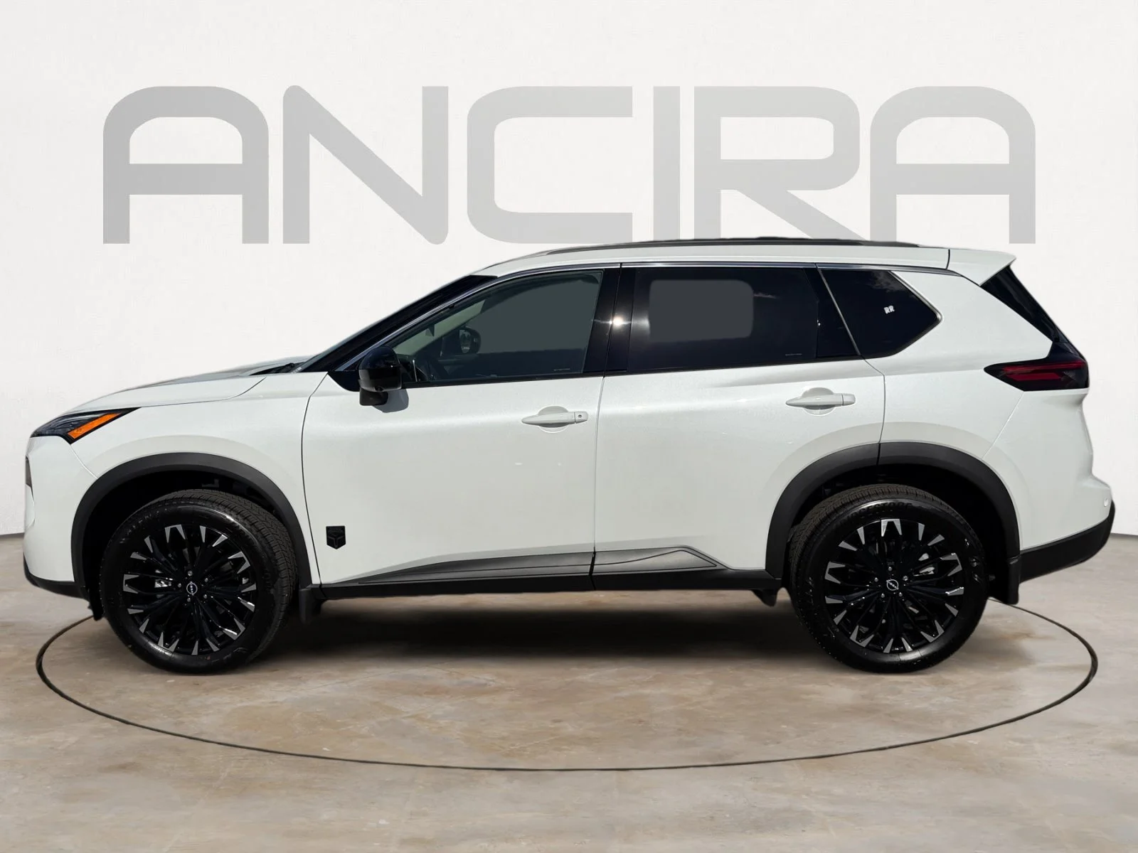 New 2026 Everest White Pearl Tricoat Nissan Dark Armor image 7