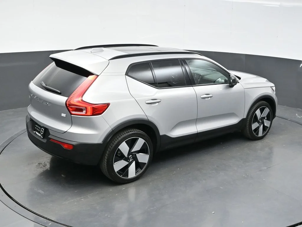Certified Used 2023 Silver Dawn Volvo Ultimate image 36