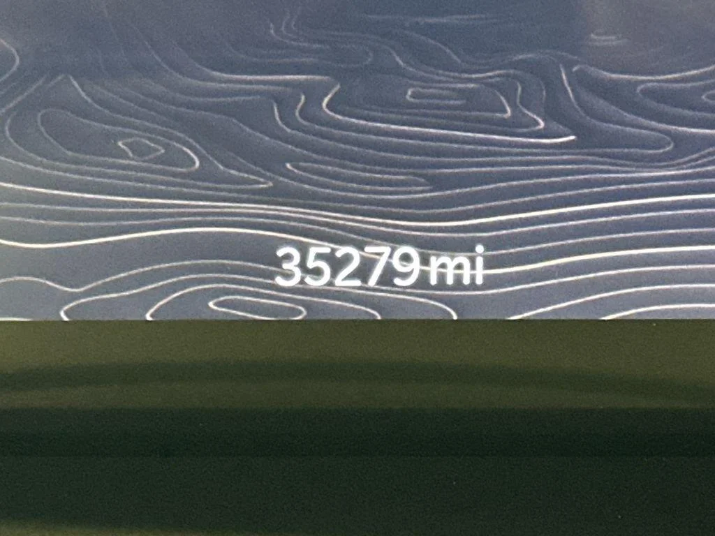 Used 2023 Silver Zynith Jeep Altitude image 18