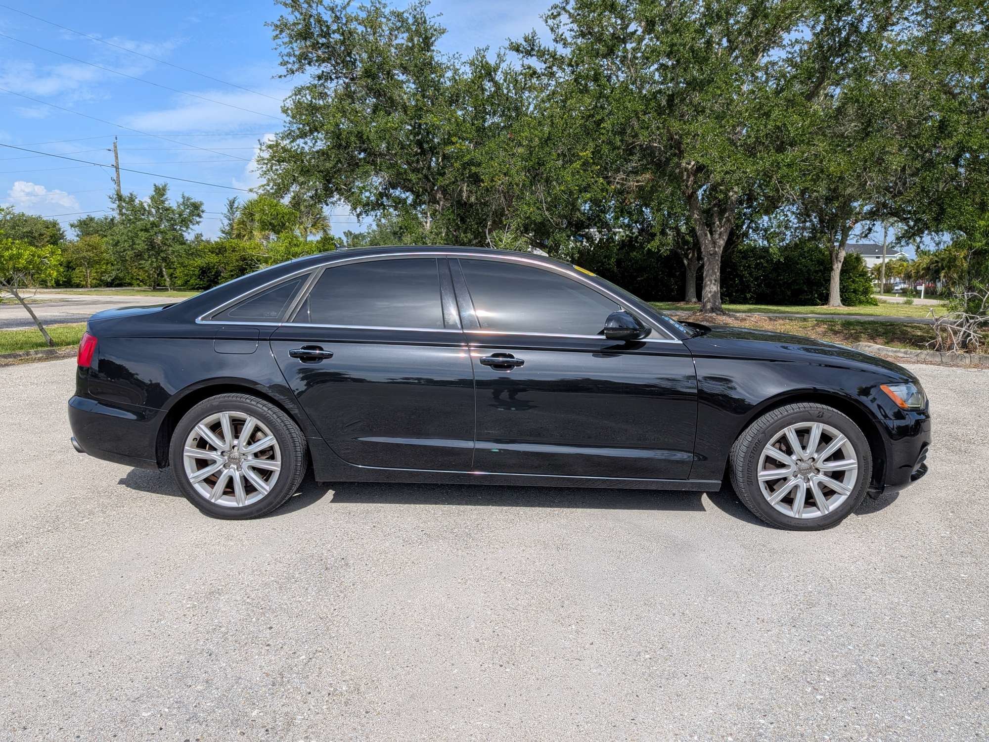 Used 2015  Audi 2.0T Premium Plus image 3