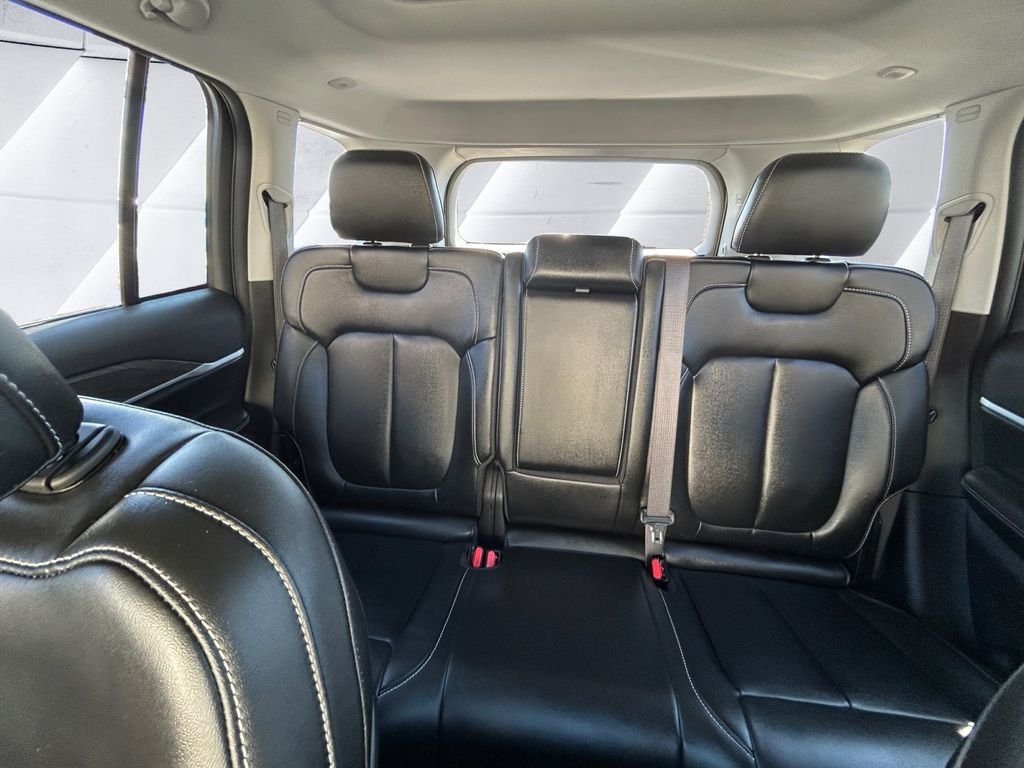 Used 2023 White Jeep Limited image 18