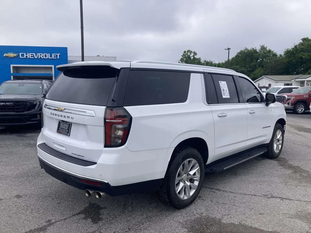 Used 2023 Summit White Chevrolet Premier image 4
