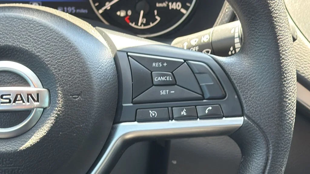 Used 2022 Gray Nissan 2.5 SV image 22