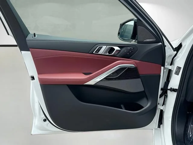 New 2027 Alpine White BMW xDrive40i image 23