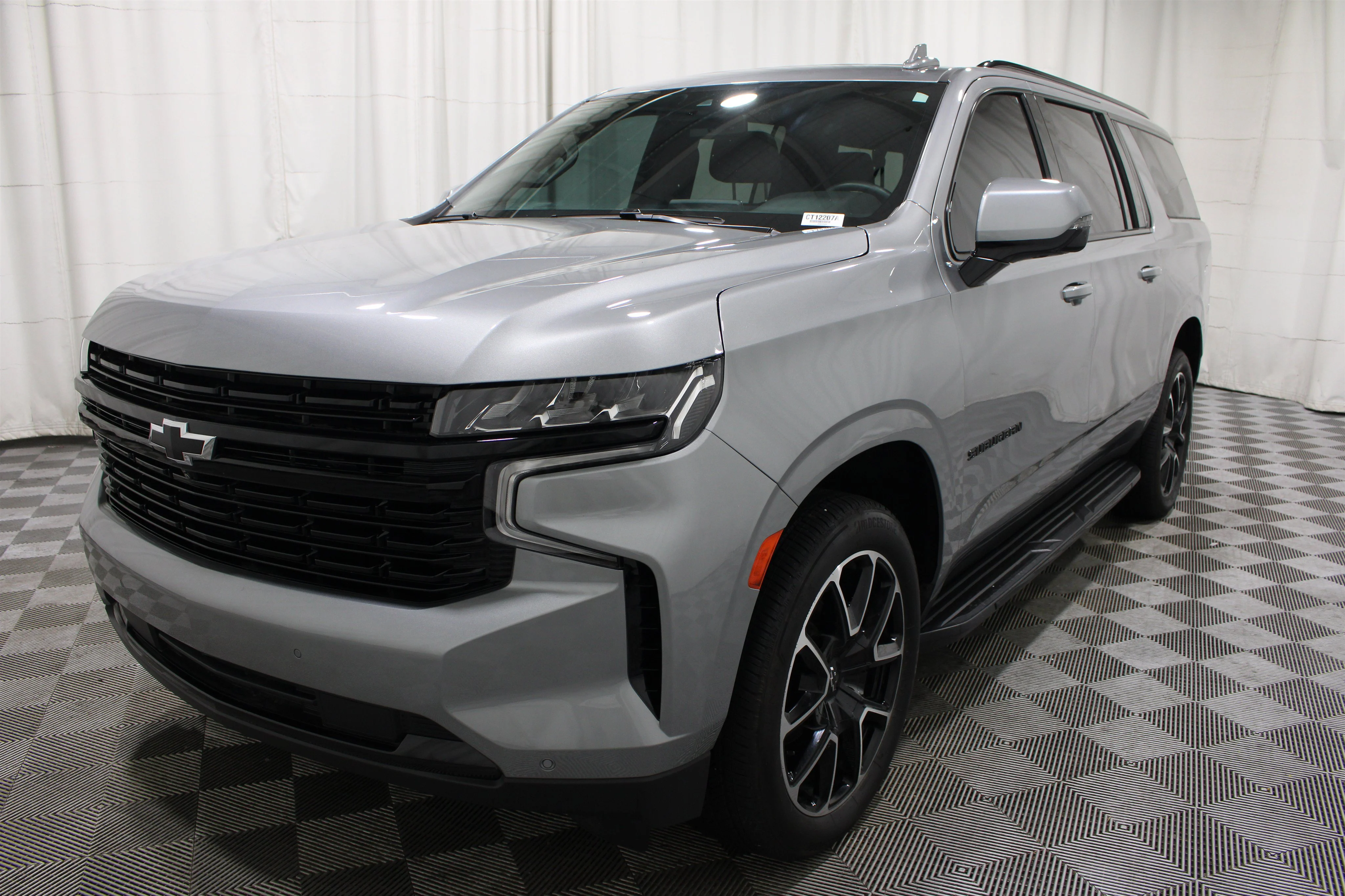 2024 Chevrolet Suburban RST - Photo 36