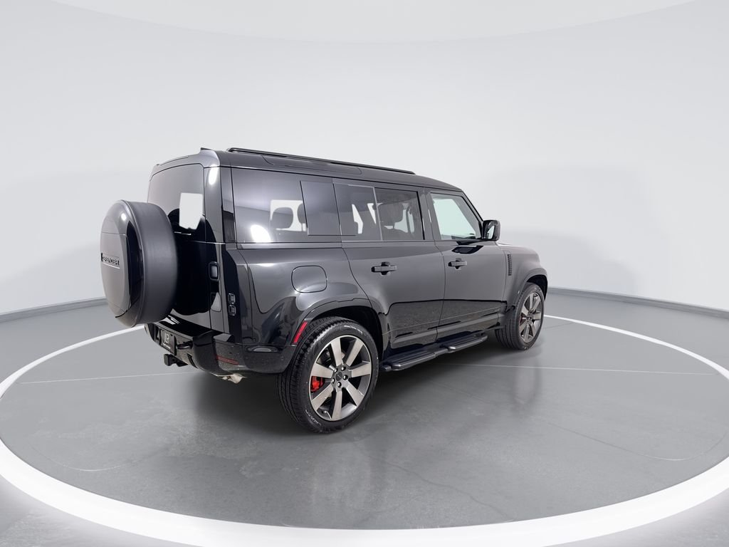 2026 Land Rover Defender X - Photo 8