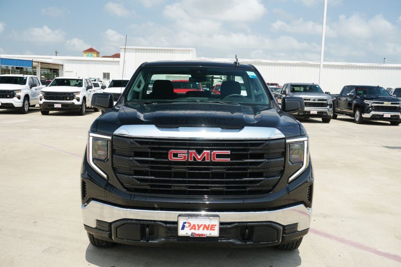 New 2026 Onyx Black GMC Pro image 2