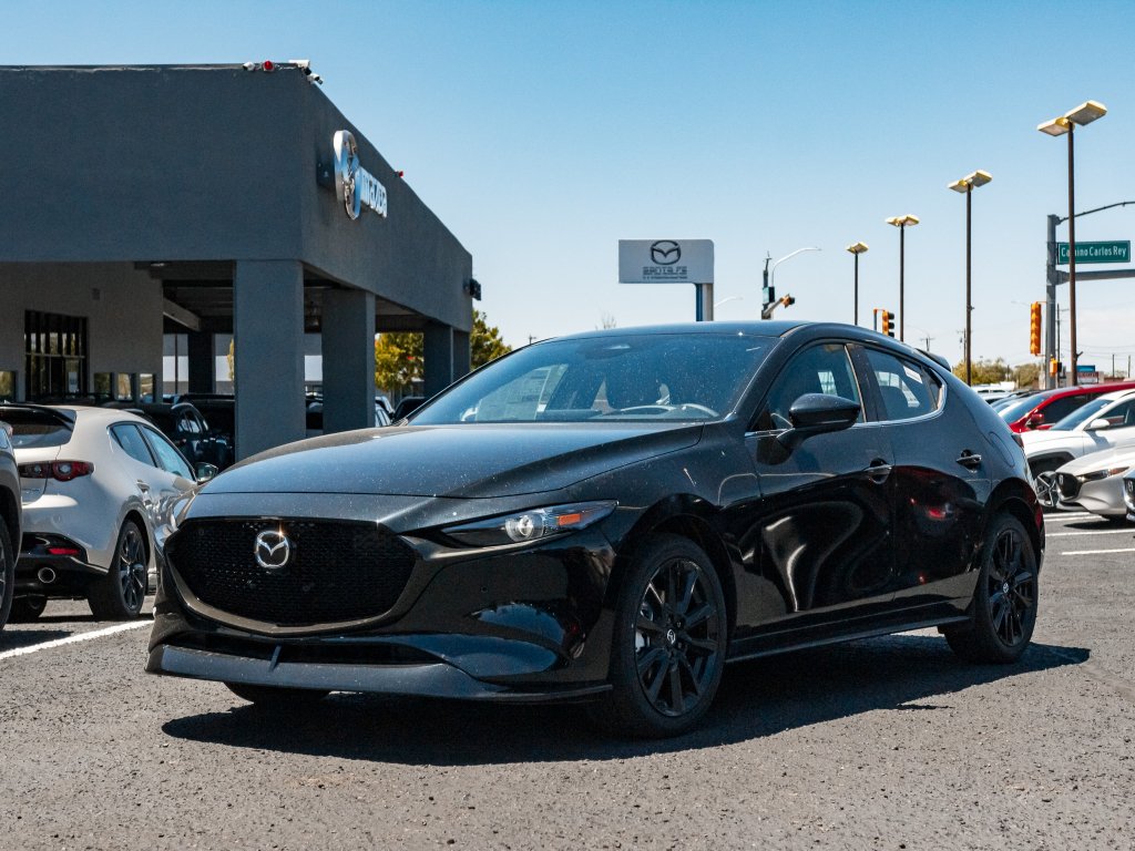2026 Mazda CX-3 Premium Plus 2.5 AT 5-Door SKYACTIV AWD's photo