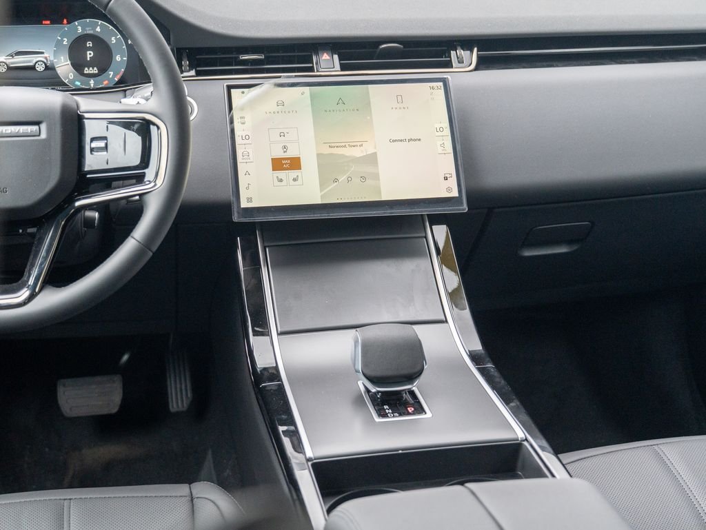 New 2026 Santorini Black Land Rover S image 20