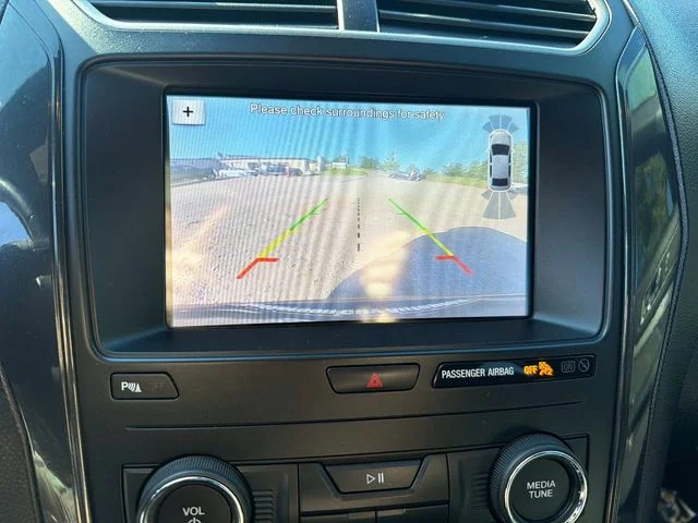 Used 2019 Gray Ford XLT image 23