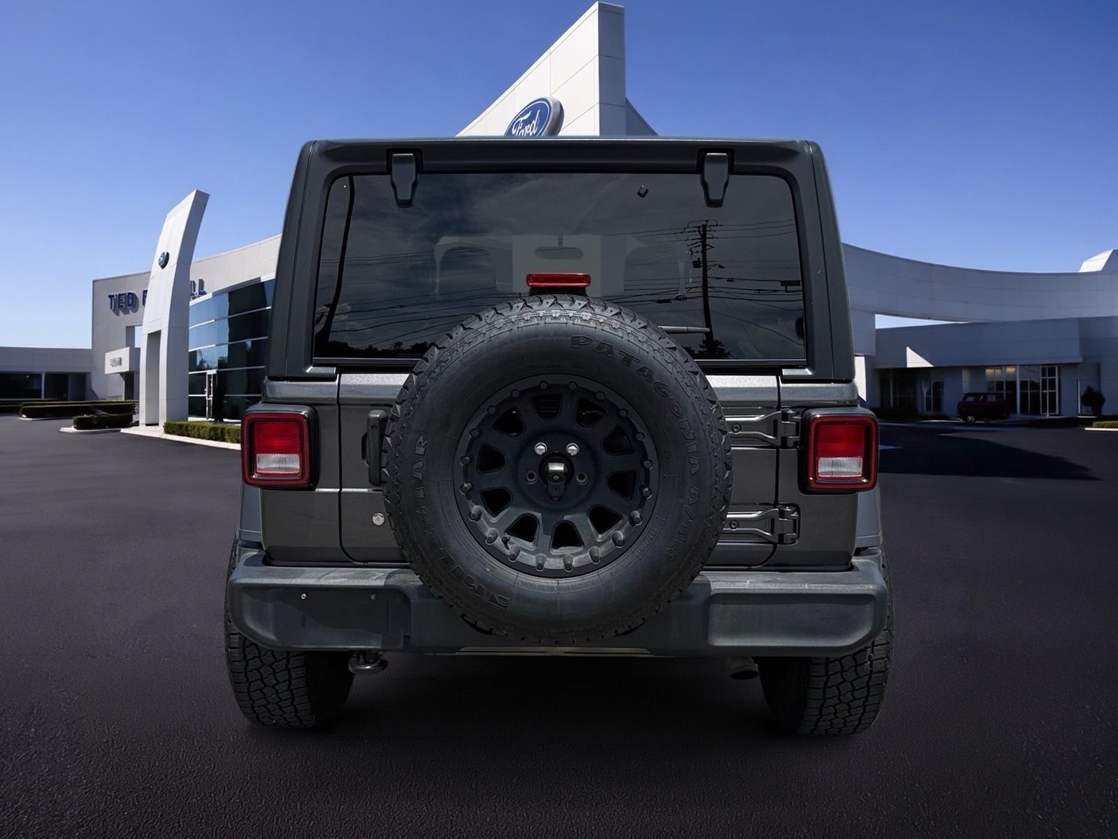 Used 2018 Crystal Metallic Jeep Unlimited Sport S image 5