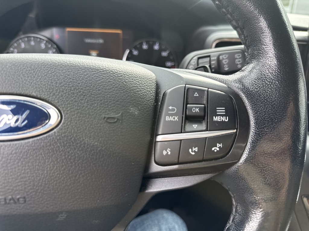 Used 2020 Gray Ford XLT image 24